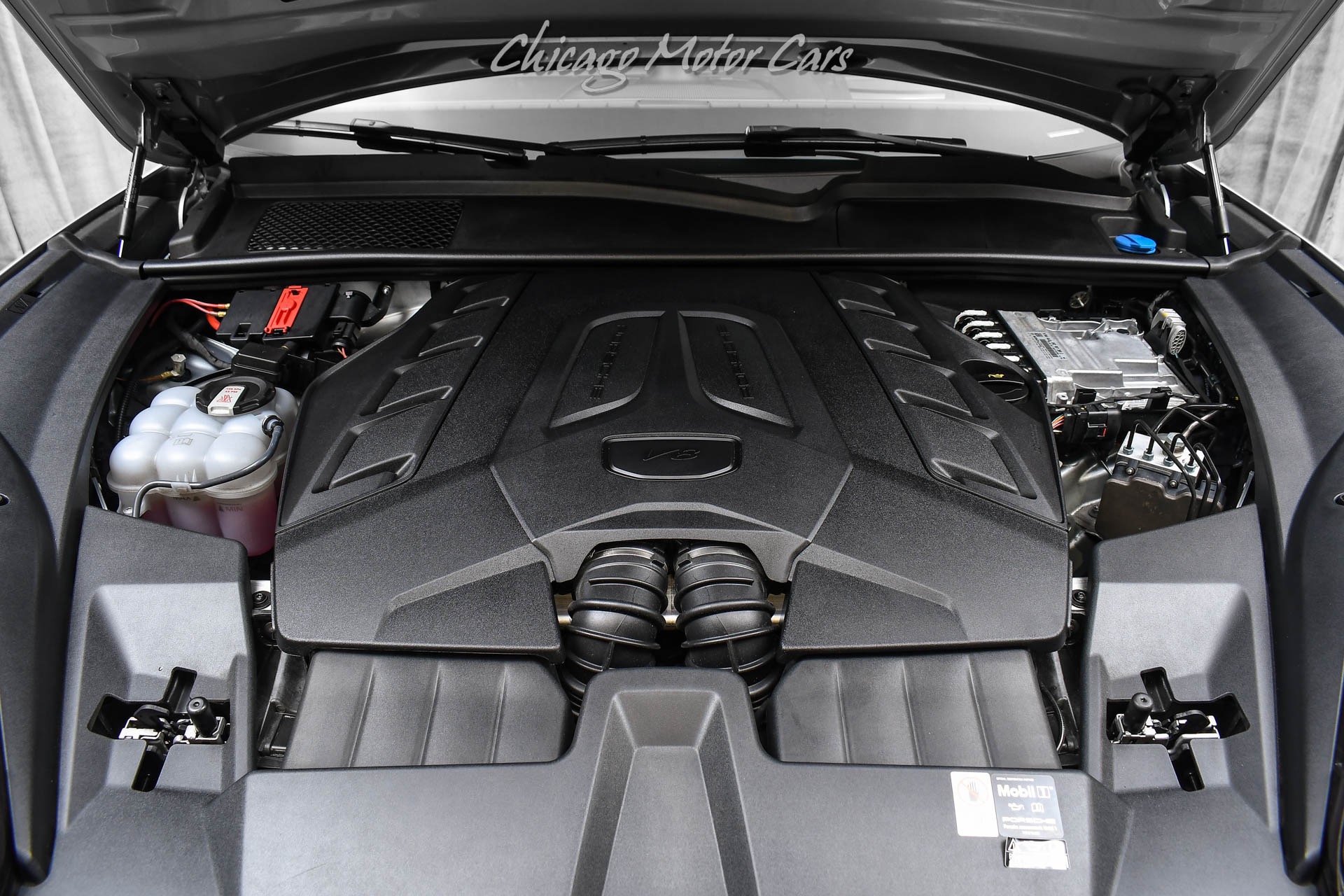 2025 PORSCHE CAYENNE - Image 57