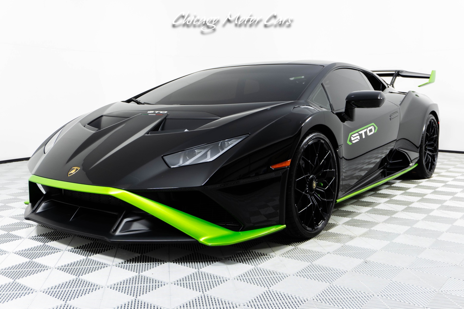 Used 2022 Lamborghini Huracan STO Hot Spec! Only 4K Miles! Full PPF! Sport Seats! Front Lift! for sale Sold at Chicago Motor Cars in West Chicago IL 60185 1