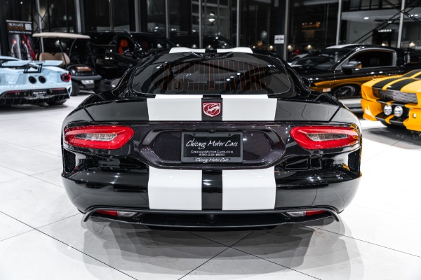 Used 2014 Dodge SRT Viper GTS Only 8K Miles! Carbon Fiber Ext Package! GTS Laguna Int Pkg! for sale Sold at Chicago Motor Cars in West Chicago IL 60185 3