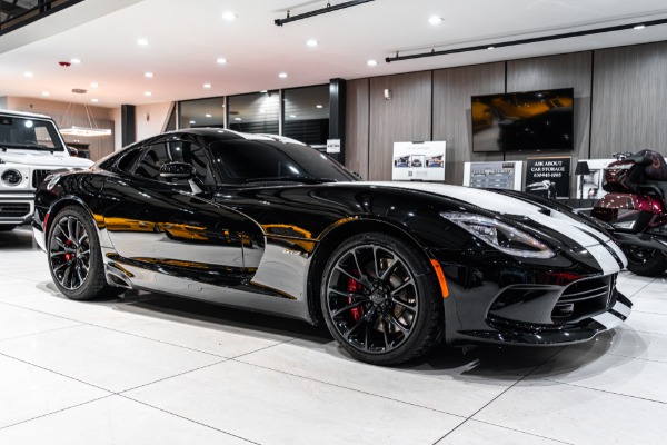 Used 2014 Dodge SRT Viper GTS Only 8K Miles! Carbon Fiber Ext Package! GTS Laguna Int Pkg! for sale Sold at Chicago Motor Cars in West Chicago IL 60185 5