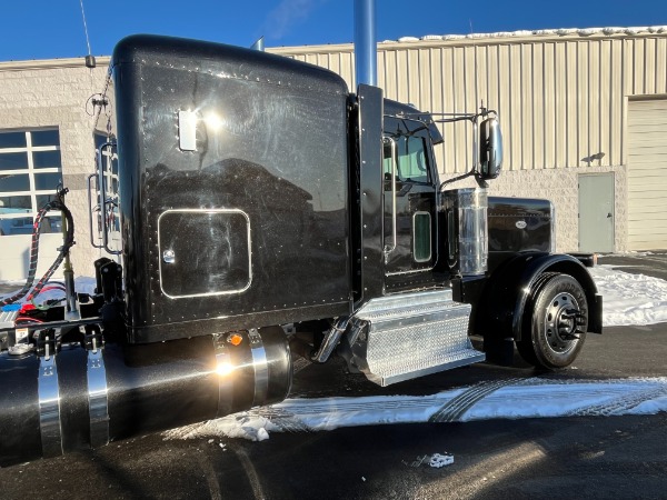 Used 2022 Peterbilt Conventional 389 EXHD Flattop for sale Sold at Chicago Motor Cars in West Chicago IL 60185 6