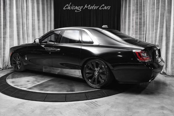 Used 2021 Rolls-Royce Ghost Starlight Headliner Rear Theatre Config Rotating Display HUD Loaded for sale Sold at Chicago Motor Cars in West Chicago IL 60185 3