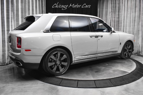 Used 2023 Rolls-Royce Cullinan SUV Rear Theater Configuration! Starlight Headliner! Only 5,400 Miles! for sale Sold at Chicago Motor Cars in West Chicago IL 60185 5