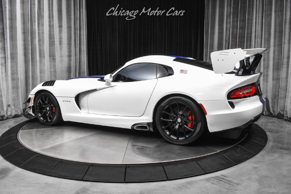Used 2013 Dodge SRT Viper GTS Only 3K Miles  ACR Tribute Tons of Carbon Fiber Excellent Condition for sale Sold at Chicago Motor Cars in West Chicago IL 60185 3