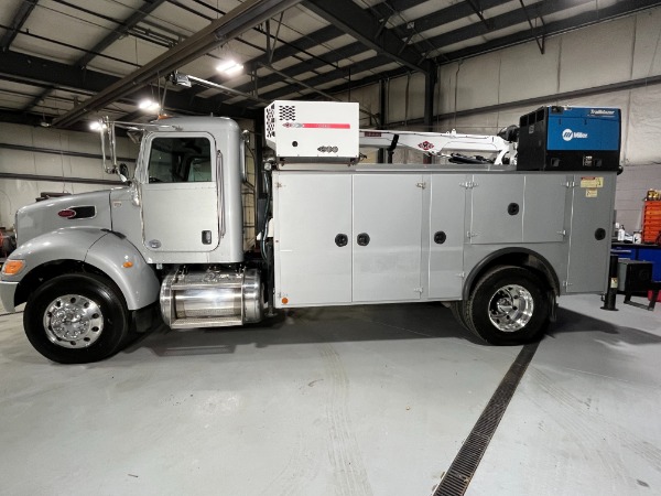 Used 2015 Peterbilt Conventional 337 Service Truck for sale Sold at Chicago Motor Cars in West Chicago IL 60185 4