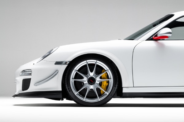 Used 2011 Porsche 911 GT3 RS 997 Front Lift Sport Chrono PCCBs PPF ONLY 17k Miles Serviced for sale Sold at Chicago Motor Cars in West Chicago IL 60185 4