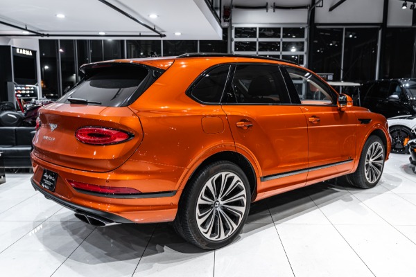 Used 2022 Bentley Bentayga V8 AWD! for sale Sold at Chicago Motor Cars in West Chicago IL 60185 4
