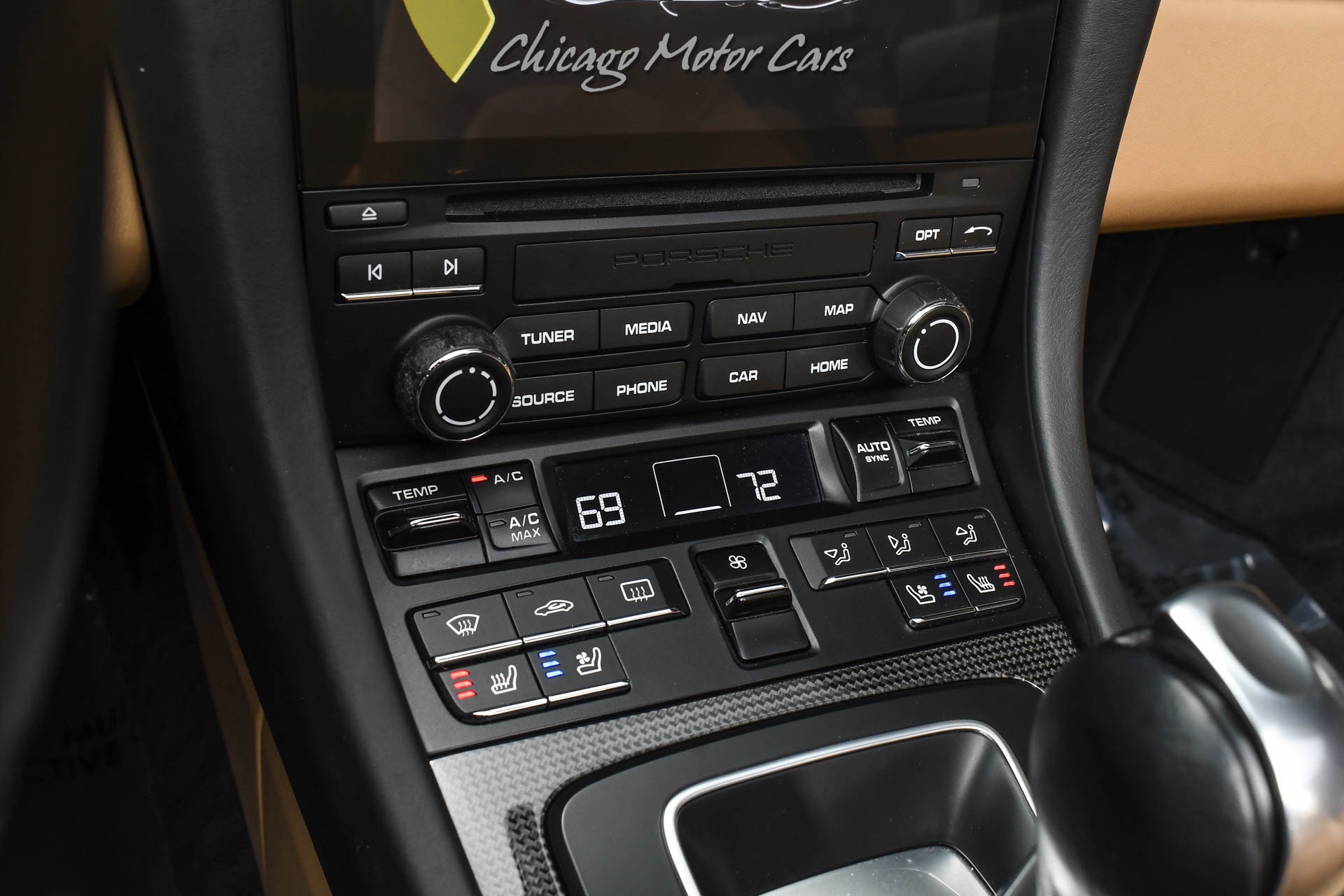 2019 Porsche 911 Turbo S - Photo 17