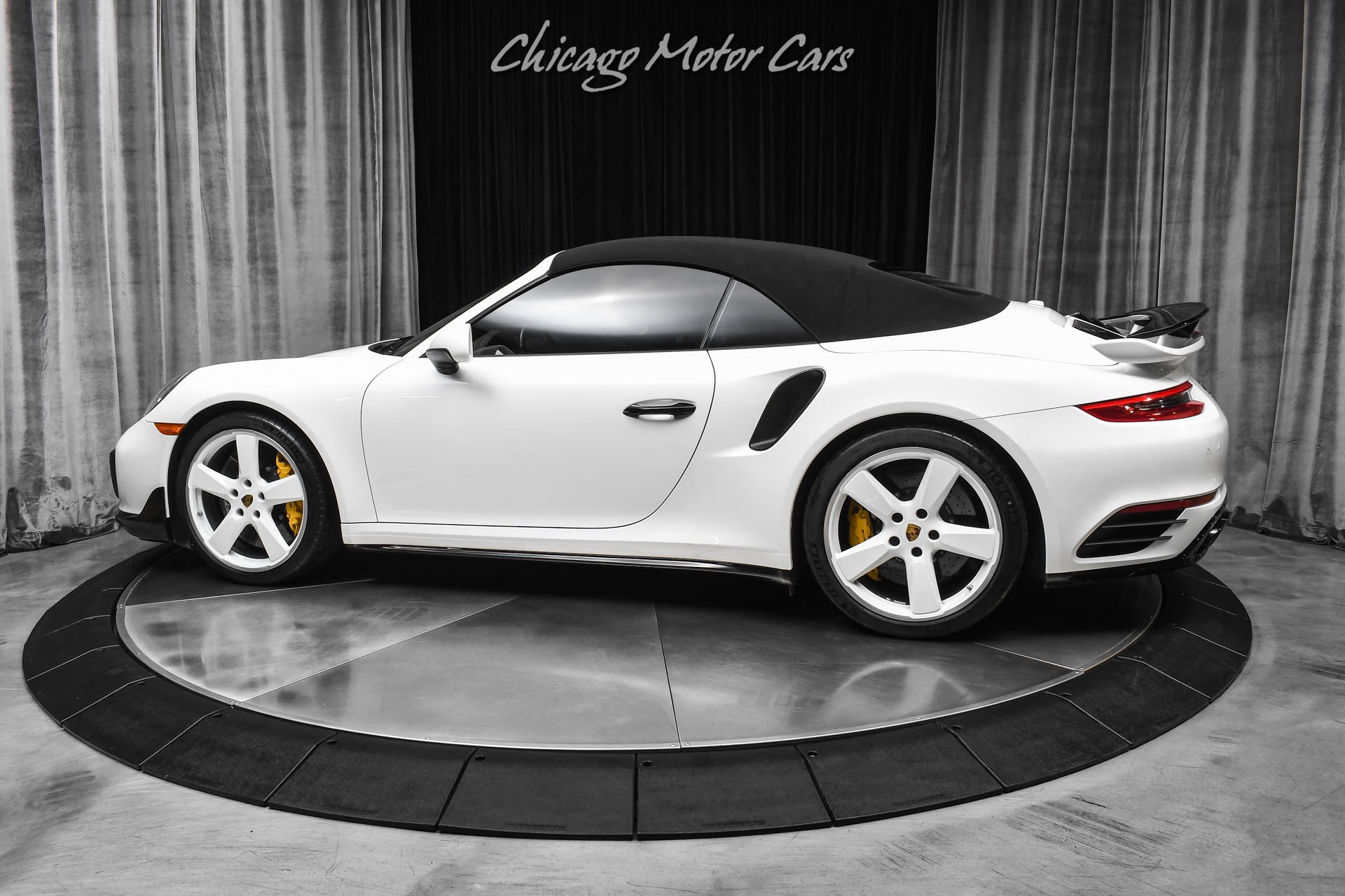 2019 Porsche 911 Turbo S - Photo 40