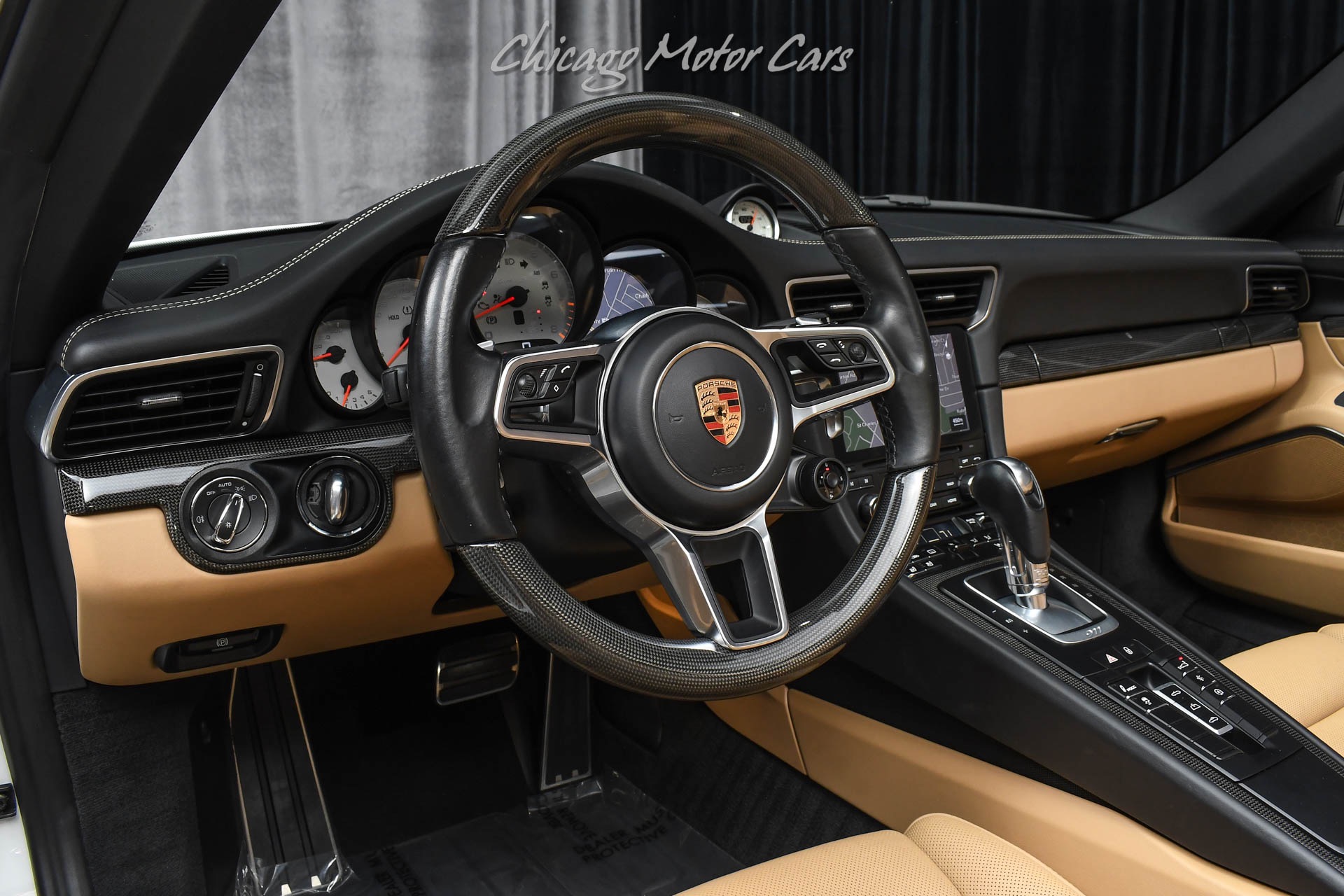 2019 Porsche 911 Turbo S - Photo 8