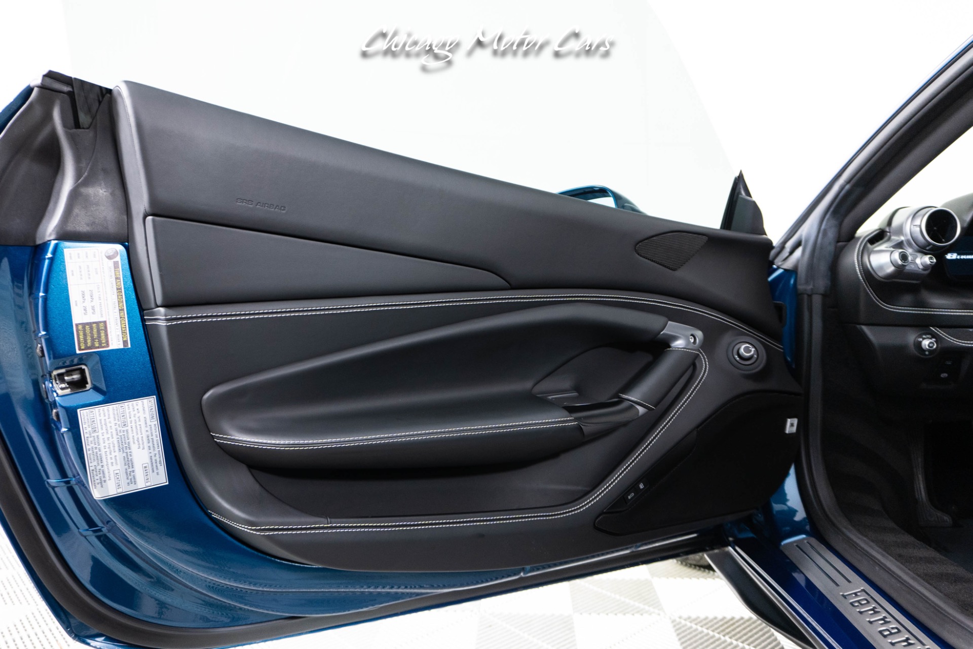 2021 FERRARI F8 - Image 17