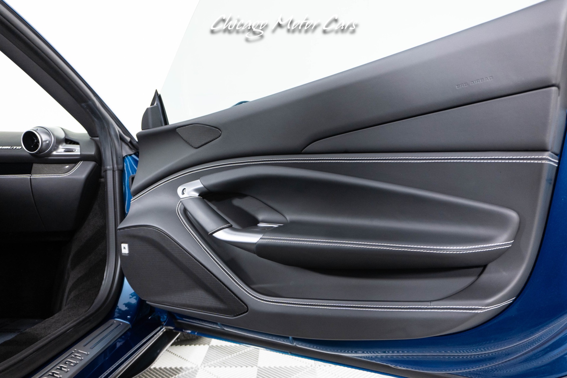 2021 FERRARI F8 - Image 24