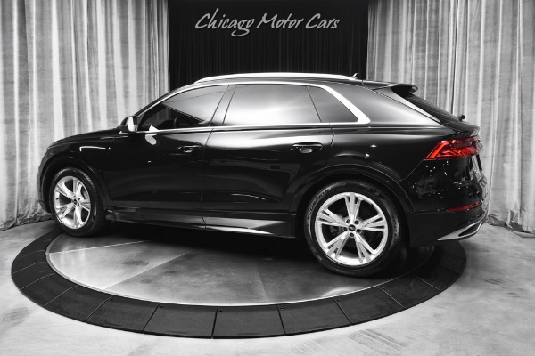 Used 2022 Audi Q8 Quattro Prestige 55 TFSI B&O Surround Sound Convenience Pkg HUD Loaded for sale $44,500 at Chicago Motor Cars in West Chicago IL 60185 3