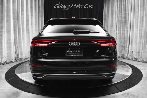Used 2022 Audi Q8 Quattro Prestige 55 TFSI B&O Surround Sound Convenience Pkg HUD Loaded for sale $44,500 at Chicago Motor Cars in West Chicago IL 60185 4