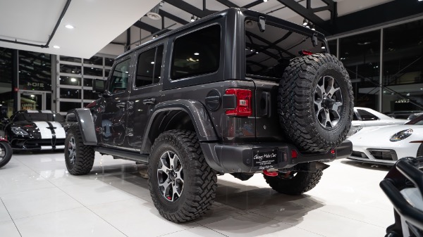 Used 2019 Jeep Wrangler Unlimited Rubicon Cold Weather Package 4X4 Steel Bumpers for sale Sold at Chicago Motor Cars in West Chicago IL 60185 4