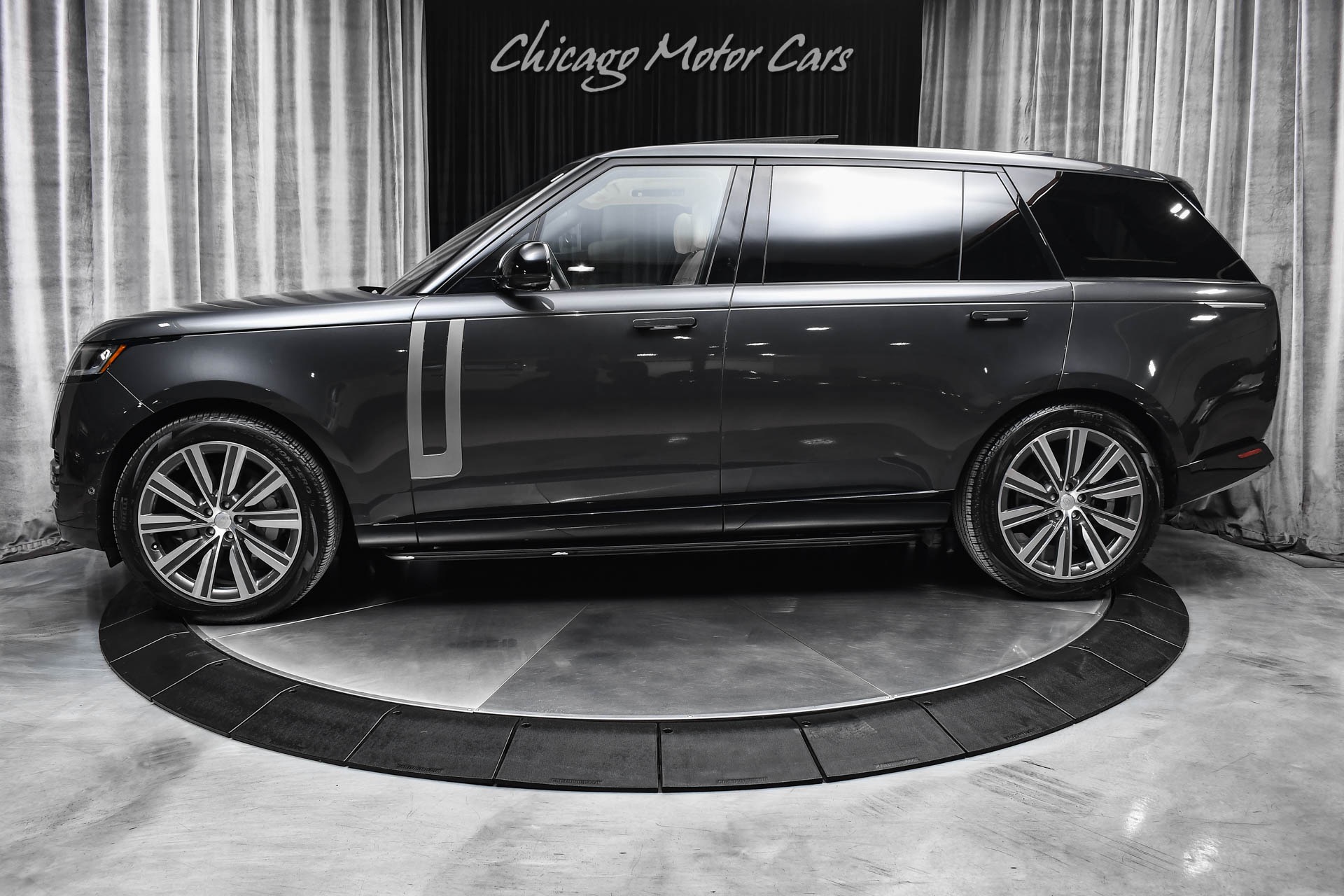 Used 2023 Land Rover Range Rover P530 SE LWB Power 3rd Row Meridian Sound Power Running Boards for sale Sold at Chicago Motor Cars in West Chicago IL 60185 1
