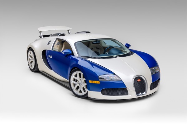 Used 2006 Bugatti Veyron 16.4 Completely Serviced Collector Quality White/Blue 1of252 Coupes RARE for sale Sold at Chicago Motor Cars in West Chicago IL 60185 2