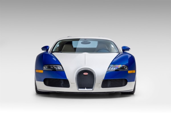 Used 2006 Bugatti Veyron 16.4 Completely Serviced Collector Quality White/Blue 1of252 Coupes RARE for sale Sold at Chicago Motor Cars in West Chicago IL 60185 3