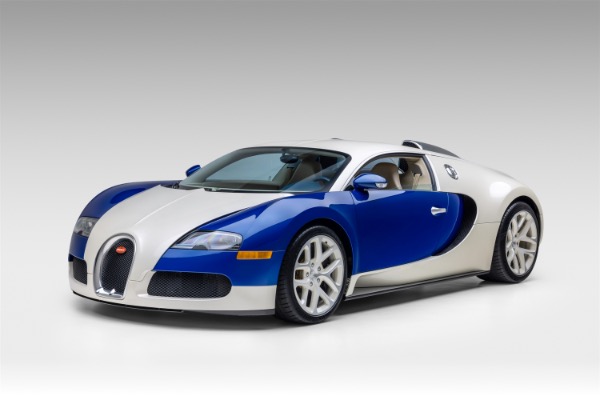 Used 2006 Bugatti Veyron 16.4 Completely Serviced Collector Quality White/Blue 1of252 Coupes RARE for sale Sold at Chicago Motor Cars in West Chicago IL 60185 4
