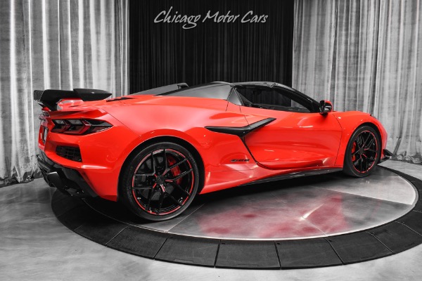 Used 2024 Chevrolet Corvette Z06 3LZ Convert $165K+ MSRP Visible Carbon Fiber Aero! Performance Pkg Mag Whls for sale Sold at Chicago Motor Cars in West Chicago IL 60185 5
