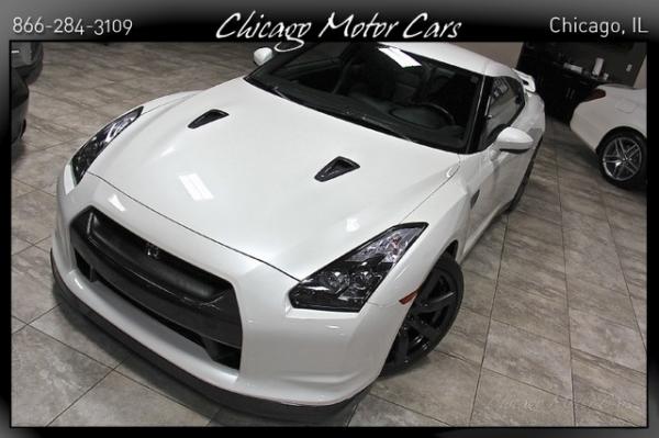 Used-2010-Nissan-GT-R-Premium