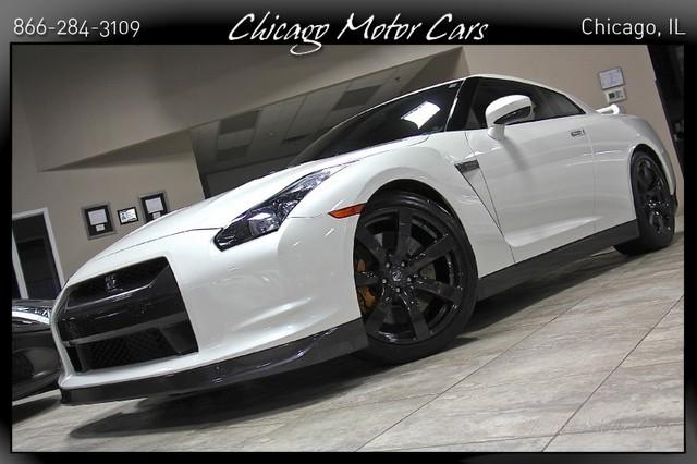 Used-2010-Nissan-GT-R-Premium