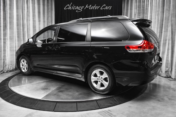 Used 2014 Toyota Sienna LE 7-Passenger! Auto Access Seat! Rear Entertainment! SUPER CLEAN! for sale Sold at Chicago Motor Cars in West Chicago IL 60185 3