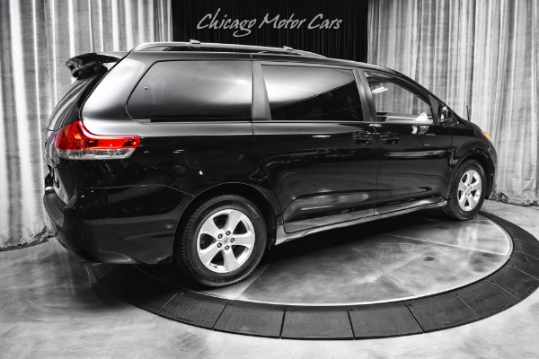 Used 2014 Toyota Sienna LE 7-Passenger! Auto Access Seat! Rear Entertainment! SUPER CLEAN! for sale Sold at Chicago Motor Cars in West Chicago IL 60185 5