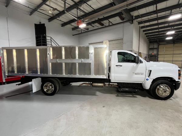 Used 2022 Chevrolet Silverado 5500 HD for sale $49,800 at Chicago Motor Cars in West Chicago IL 60185 6