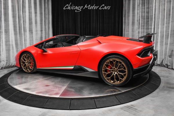 Used 2018 Lamborghini Huracan LP640-4 Performante Spyder Only 18k Miles Serviced Carbon Fiber LOADED for sale Sold at Chicago Motor Cars in West Chicago IL 60185 3