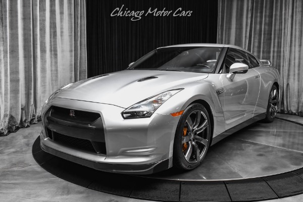 Used 2009 Nissan GT-R Premium Only 2K Miles Completely Stock AMAZING Condition Blank Canvas for sale Sold at Chicago Motor Cars in West Chicago IL 60185 2