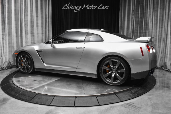 Used 2009 Nissan GT-R Premium Only 2K Miles Completely Stock AMAZING Condition Blank Canvas for sale Sold at Chicago Motor Cars in West Chicago IL 60185 3