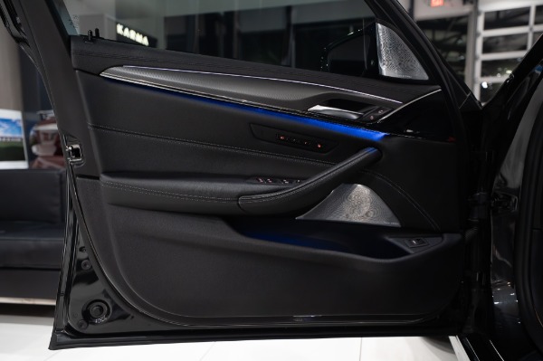 Used 2020 BMW M5 Sedan AWD Carbon Roof Executive Pckg Driving Assistance Plus Pckg for sale Sold at Chicago Motor Cars in West Chicago IL 60185 5