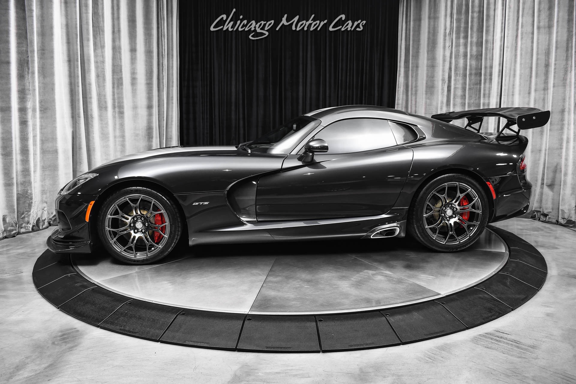 Used 2013 Dodge SRT Viper GTS Coupe Only 19k Miles! ACR Look LOADED Carbon Fiber Serviced! for sale Sold at Chicago Motor Cars in West Chicago IL 60185 1