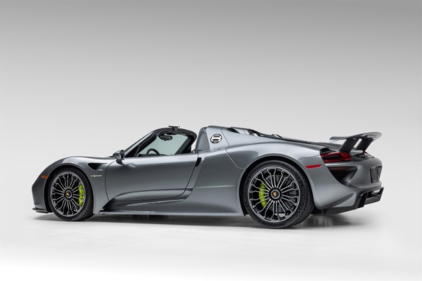 Used 2015 Porsche 918 Spyder Meteor Grey Metallic Carbon Fiber LOADED Serviced for sale Sold at Chicago Motor Cars in West Chicago IL 60185 4