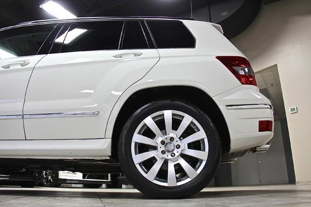 New-2011-Mercedes-Benz-GLK350-4-MATIC