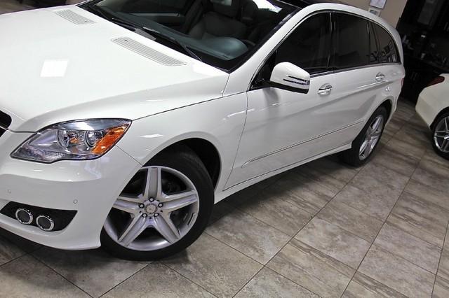 New-2011-Mercedes-Benz-R350-4-Matic-Sport