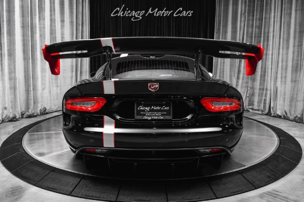 Used 2013 Dodge SRT Viper 8k Miles ACR Tribute Tons of Carbon Fiber HOT Color Combo 6 Vent Hood for sale Sold at Chicago Motor Cars in West Chicago IL 60185 4
