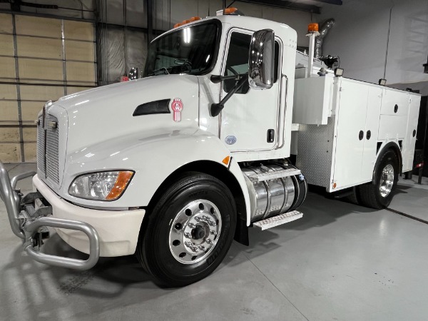 Used 2015 Kenworth T370 Service Truck W/ Crane for sale Sold at Chicago Motor Cars in West Chicago IL 60185 1