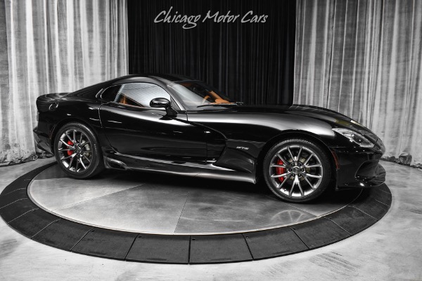 Used 2014 Dodge SRT Viper GTS Rare Laguna Interior Pkg Full Exhaust Tons of Carbon 18 Speaker Sound for sale Sold at Chicago Motor Cars in West Chicago IL 60185 6