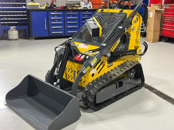 New 2026 SDLANCH SSL60 Mini Compact Track Loader for sale $6,000 at Chicago Motor Cars in West Chicago IL 60185 6