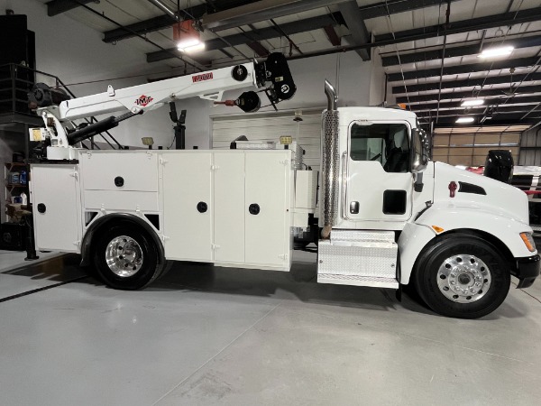 Used 2016 Kenworth T370 Service Truck W/Crane for sale Sold at Chicago Motor Cars in West Chicago IL 60185 4