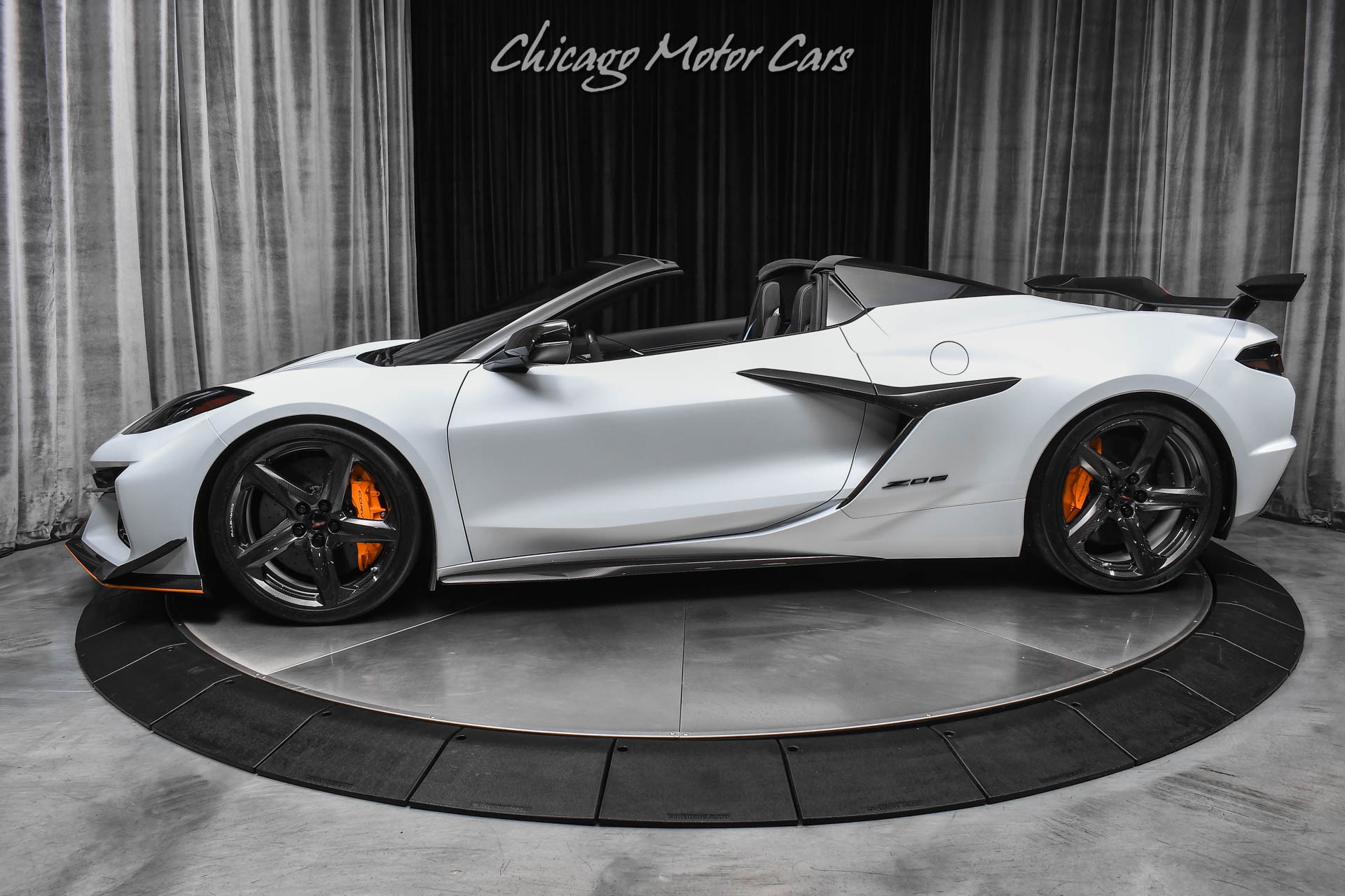 Used 2024 Chevrolet Corvette Z06 Convertible 3LZ Carbon Fiber
