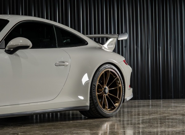 Used 2018 Porsche 911 GT3 Full Bucket Seats Front Axle Lift PCCBs Bose Sound HARD LOADED for sale Sold at Chicago Motor Cars in West Chicago IL 60185 4