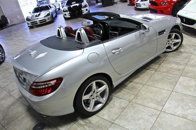 New-2012-Mercedes-Benz-SLK350-Sport