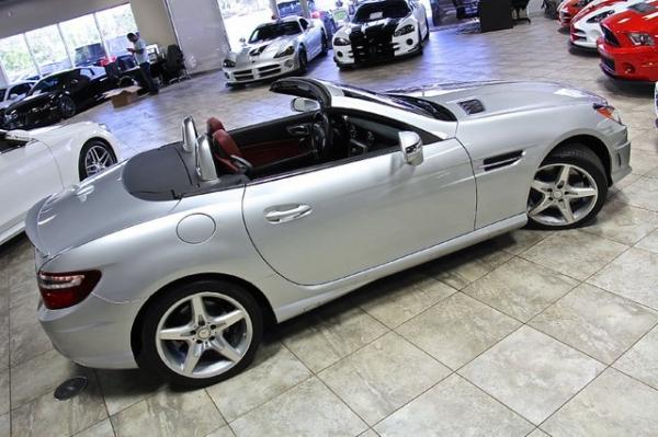 New-2012-Mercedes-Benz-SLK350-Sport