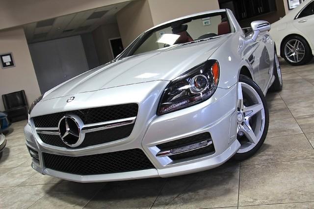 New-2012-Mercedes-Benz-SLK350-Sport