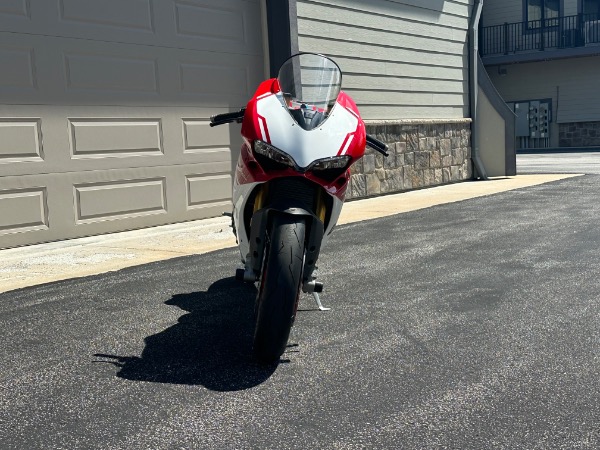 Used 2018 Ducati 1299 Panigale R Final Edition RARE Limited Edition Collector Quality Virtually BRAND NEW TONS of Carbon for sale Sold at Chicago Motor Cars in West Chicago IL 60185 3