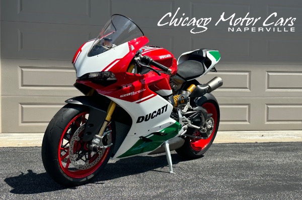 Used 2018 Ducati 1299 Panigale R Final Edition RARE Limited Edition Collector Quality Virtually BRAND NEW TONS of Carbon for sale Sold at Chicago Motor Cars in West Chicago IL 60185 1