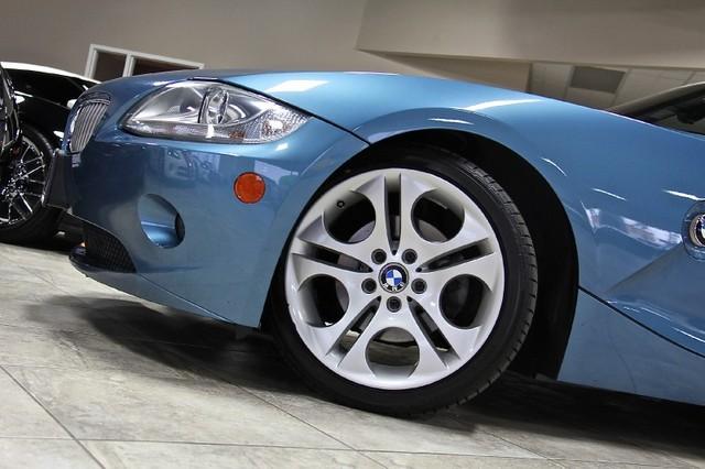 New-2005-BMW-Z4-30i-Sport